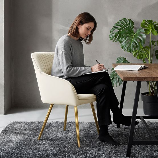 4x Samtgepolsterter Stuhl mit Steppung Creme FLORENCE Goldene Beine