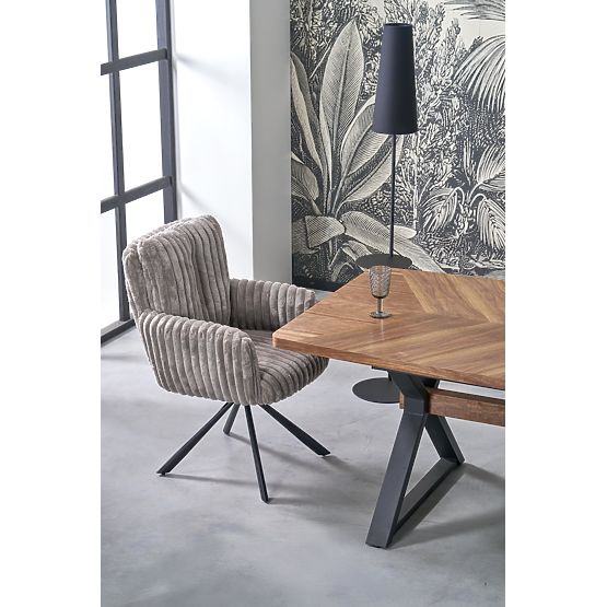 Ausziehbarer Tisch BARON, Nussbaum / Schwarz (2p=1Stk)