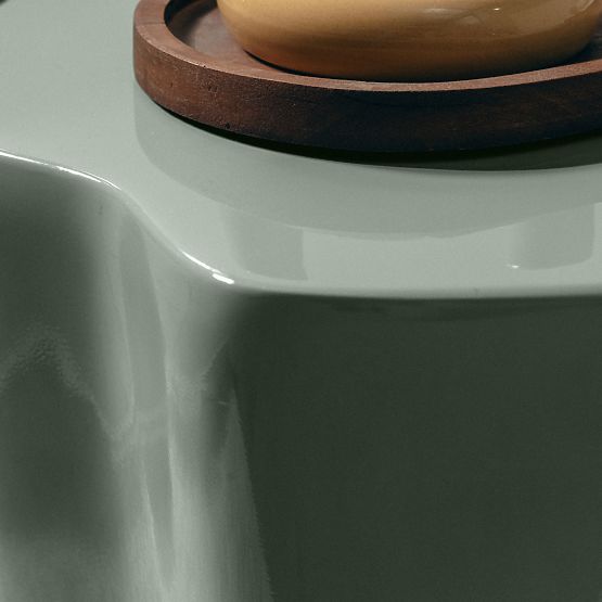 Beistelltisch Bow 49 cm, salbeigrün, glänzend, abgerundete Formen