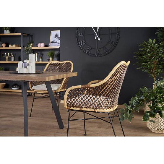 BERLIN ausziehbarer Tisch 140-180 cm, Platte - Nussbaum, Gestell - schwarz (2p=1Stk)