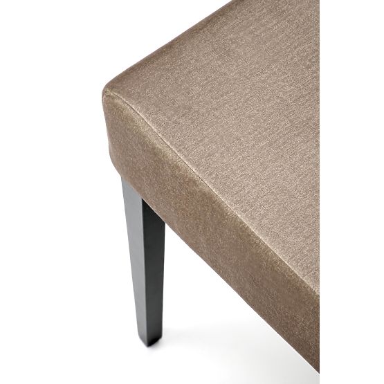 CLARION 2 Stühle schwarz / Polsterung: MONOLITH 09 (dunkelbraun) (1p=2Stk)