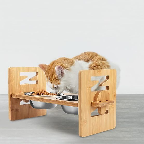 FUTTER- UND WASSERNAPF FÜR TIERE P10492