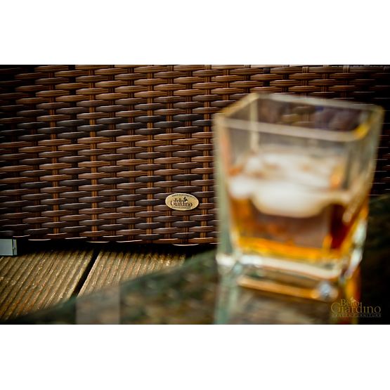 Gartenpouf aus Technorattan