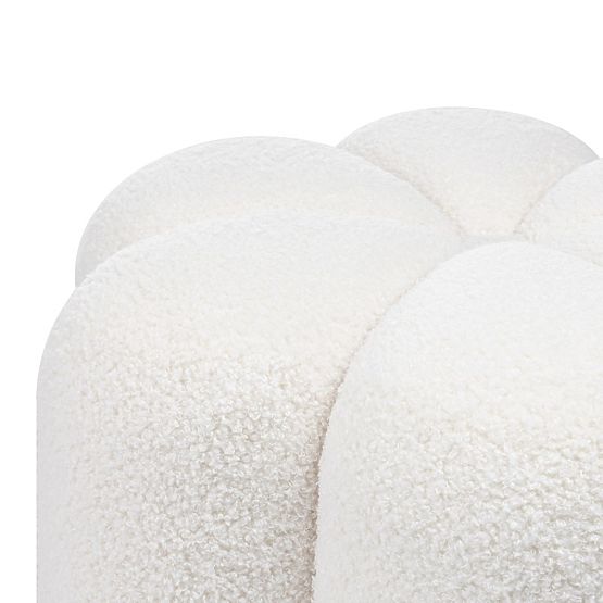 Gepolsterter Pouf Quad, weiß, Bouclé