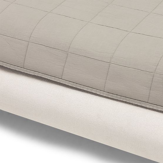 Gepolstertes Bett Booli 160x200 cm, mit Lattenrost, Kugelbeine, hellbeige
