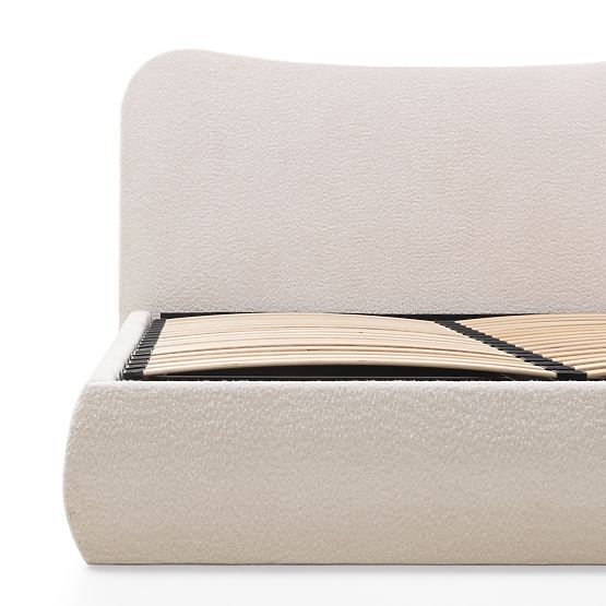 Gepolstertes Bett Derry 140x200 cm, mit Lattenrost und Stauraum, abgerundet, beige