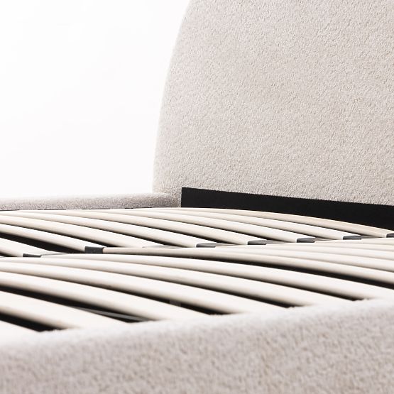 Gepolstertes Bett Orbi 140x200 cm, mit Lattenrost und Stauraum, abgerundet, beige