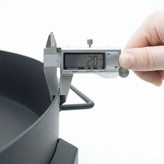 Große robuste gusseiserne Gartenfeuerschale 60 cm mit Griffen ideal für Lagerfeuer