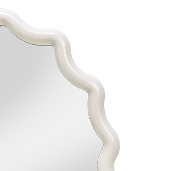 Hängespiegel Lumi, milchig weiß, glänzend