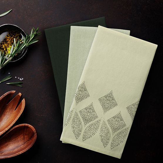 Küchentuch LETTY Farbe Flaschengrün mit modernem Druckmotiv 50x70 ameliahome