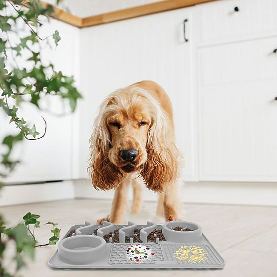 LECKMATTE FÜR LANGSAMERE NAHRUNGSAUFNAHME BLAU