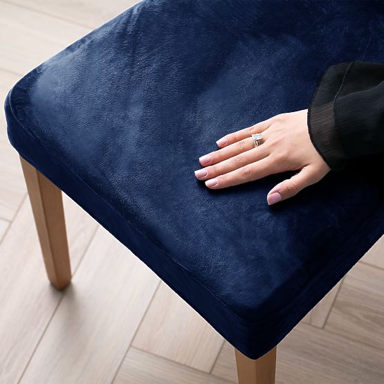 RESTILO Sofabezug SENTO Farbe Indigo glatter klassischer Stil