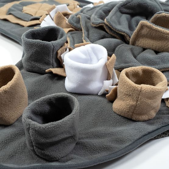 SCHNÜFFELMATTE FÜR HUNDE PJ-028