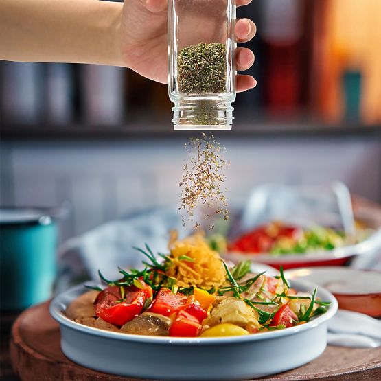 Set aus 24 Gewürzgläsern BAKER