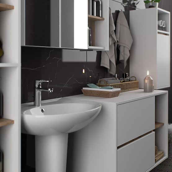 SET HÄNGENDER BADEZIMMERMÖBEL VAMI WEISS / SONOMA EICHE
