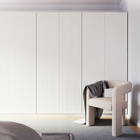 Viertüriger Schrank Neroli, gerillt im Bogen, weiß