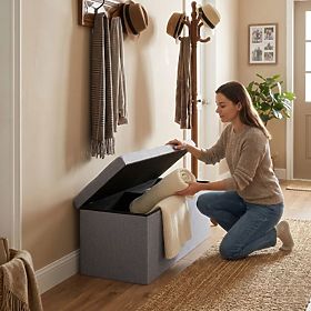 Gepolsterter Hocker 111x38 cm mit Stauraum hellgrau ModernHome, MODERNHOME