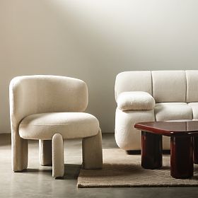 Gepolsterter Sessel Elaine beige, Bouclé, abgerundete Formen